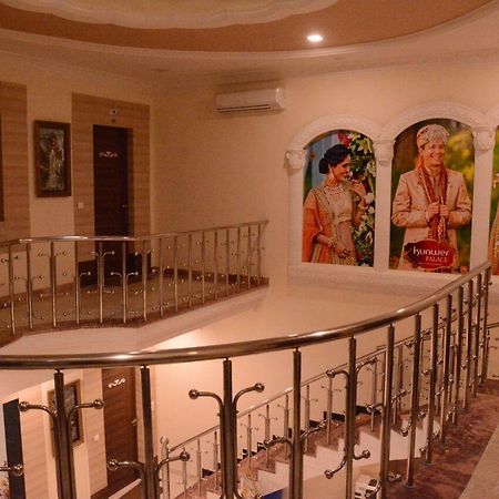 Hotel Kunwer Palace Orchha Extérieur photo