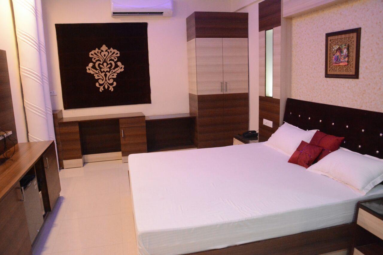 Hotel Kunwer Palace Orchha Extérieur photo
