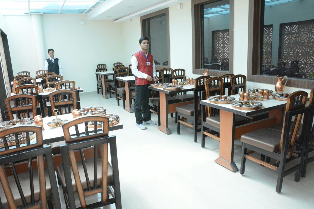 Hotel Kunwer Palace Orchha Extérieur photo